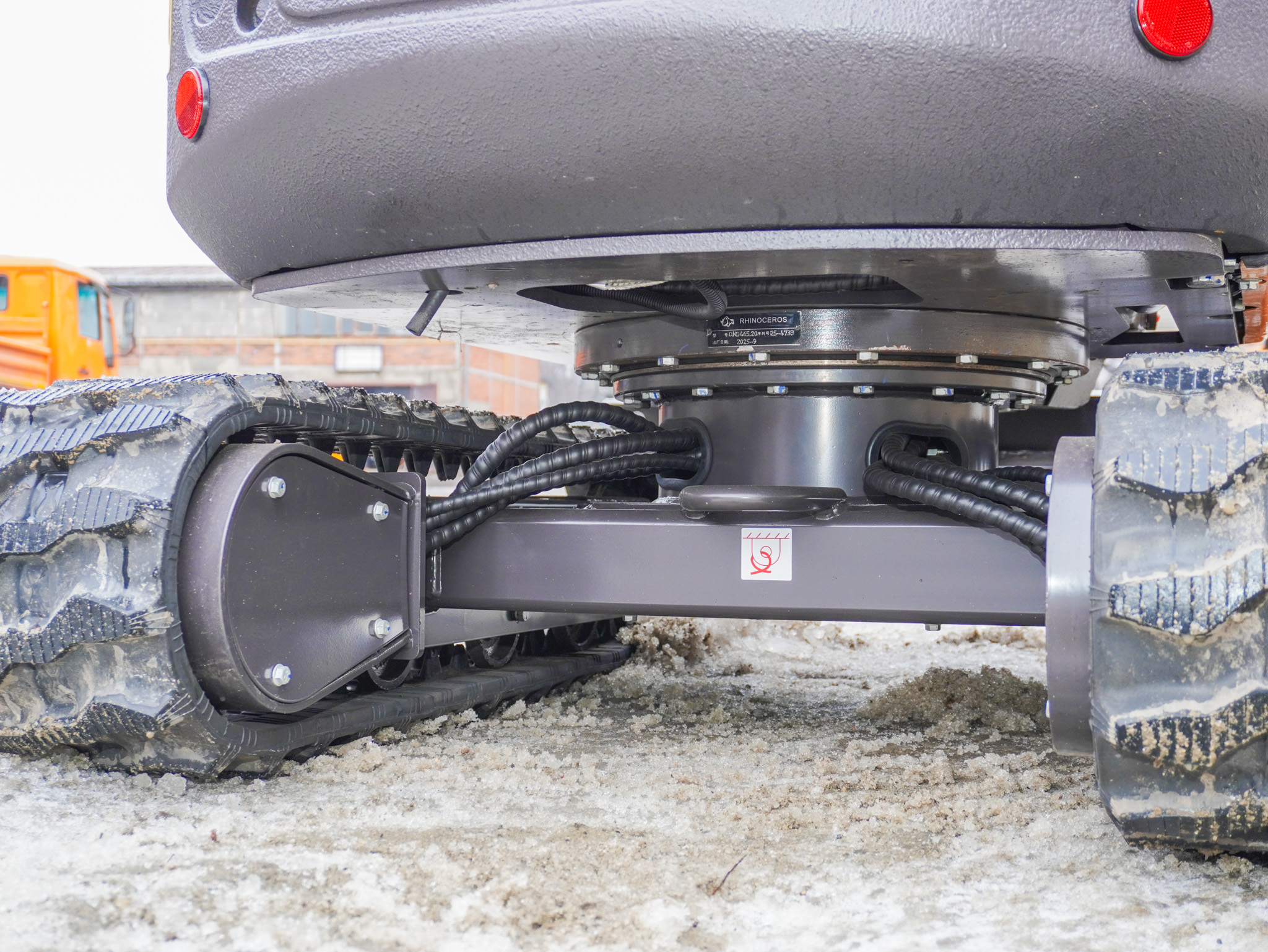 Minibagr BG1700.01 Kubota, lžíce 400mm, Hydraulický přidržovací palec