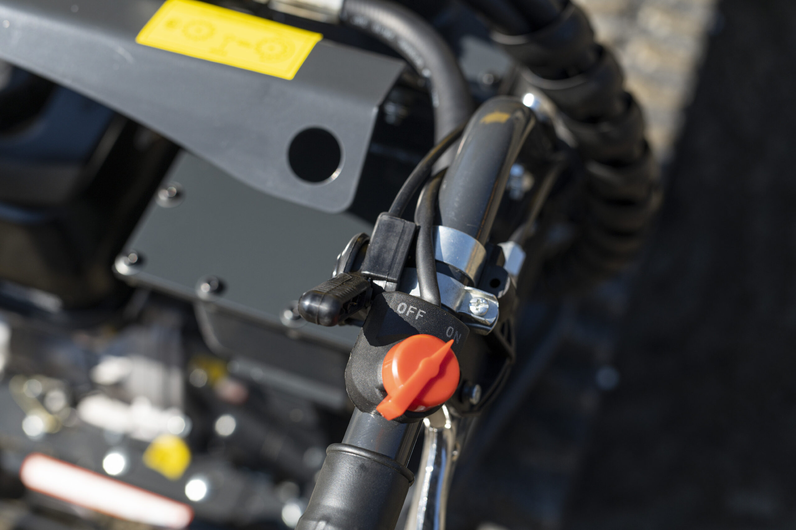 minidumper pásový BGCH5630S Briggs&Stratton e-start