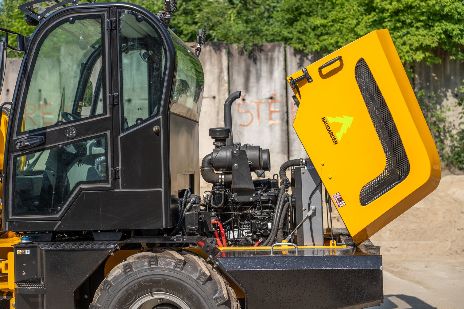 Nakladač kolový  BGKN18TCAB, Yanmar + lžíce 1640mm + hydroupínák
