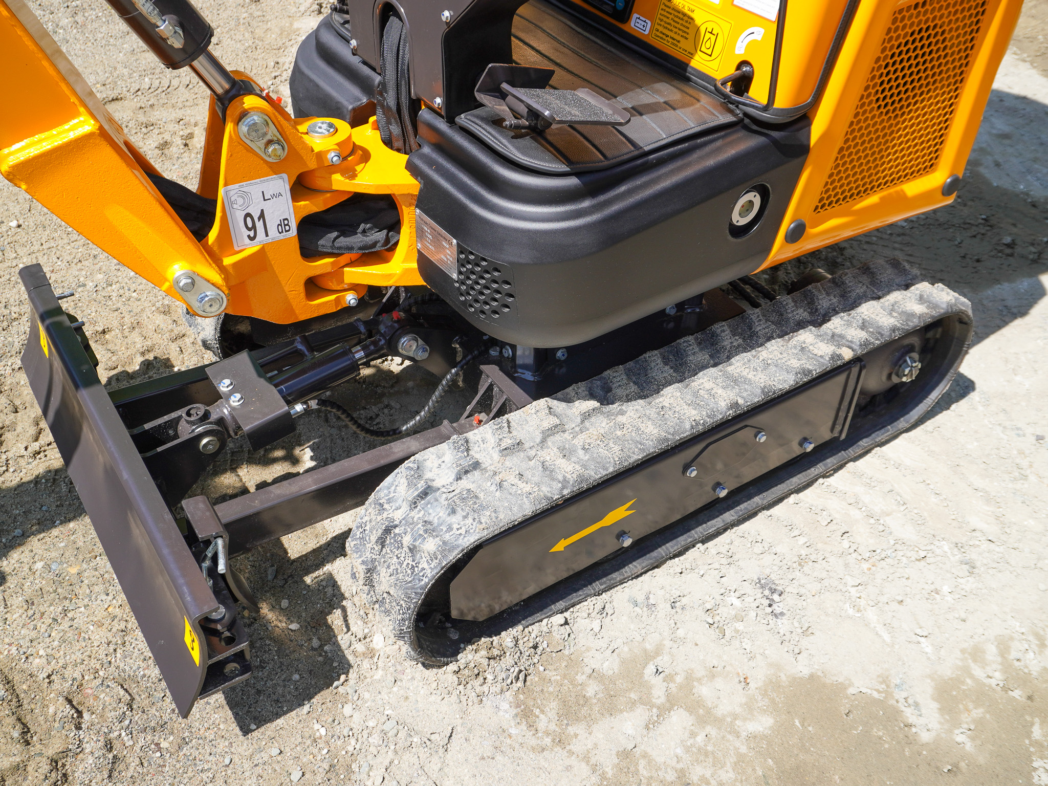 Minibagr BG910.02 II lžíce 400mm, přidržovací palec mechanický