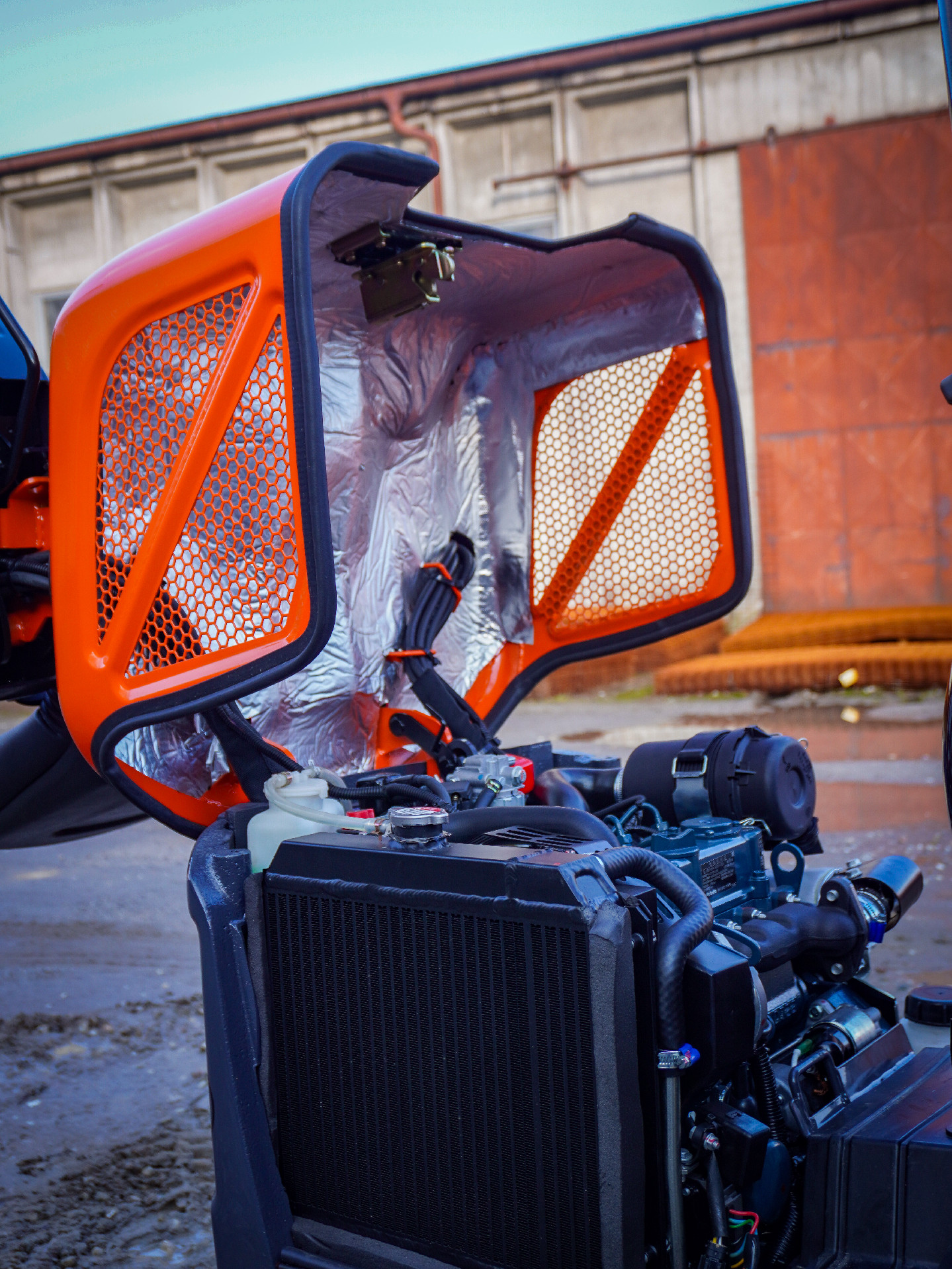 Minibagr BG1260.12 CX PRO II Kubota, lžíce 400mm , přidržovací palec