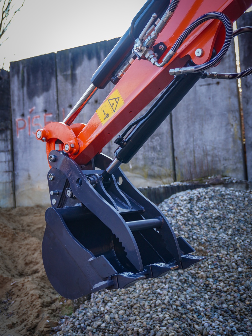 Minibagr BG1260.12 CX PRO HT Kubota, lžíce 400mm, HYDRO přidržovací palec